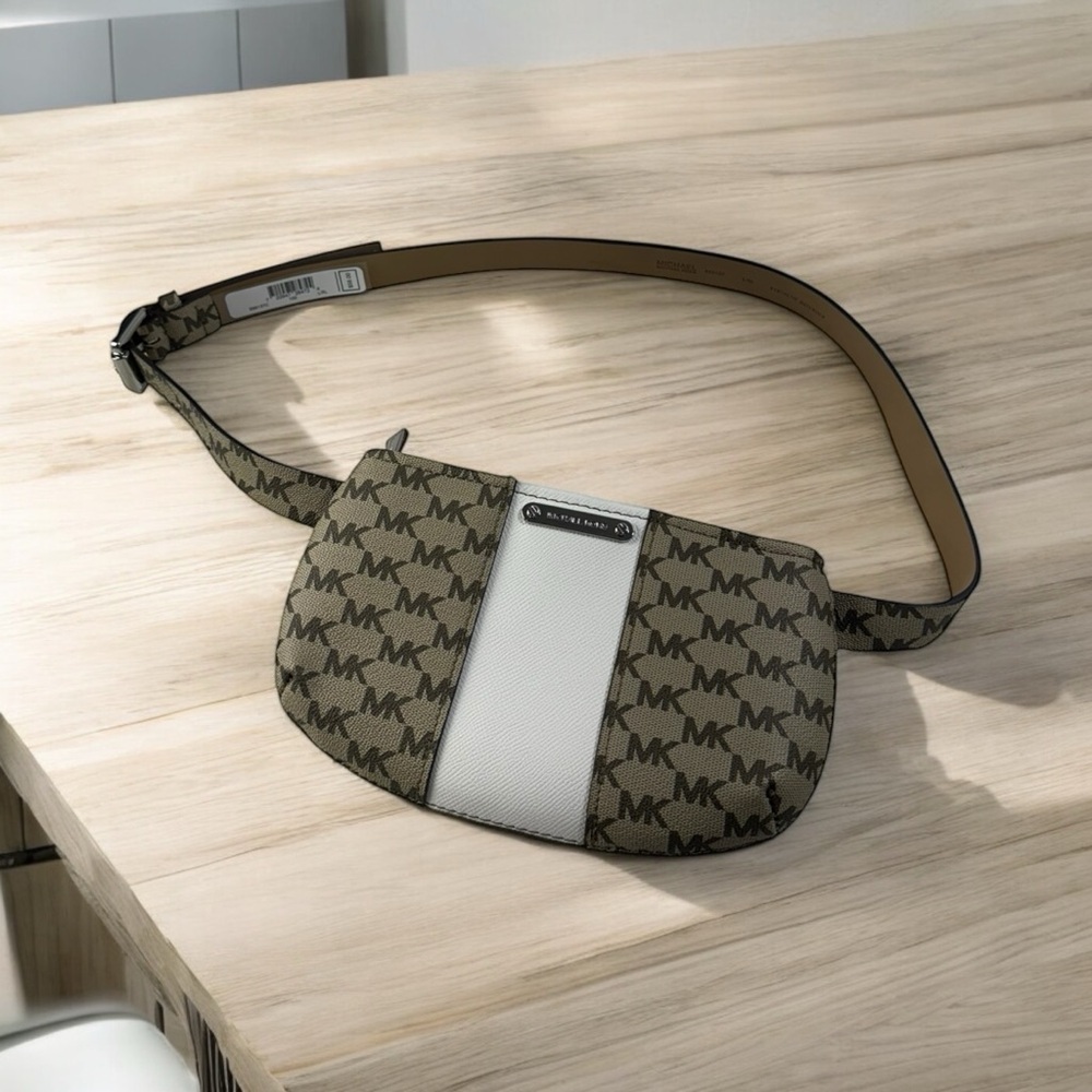 Michael Kors Belt Bag Fanny Silver Jet Set Fanny Pack (Khaki/white)